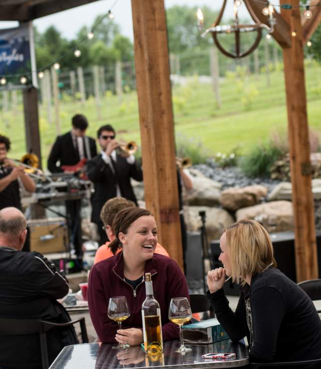Two EE's Winery Patio - Northeast Indiana Wineries