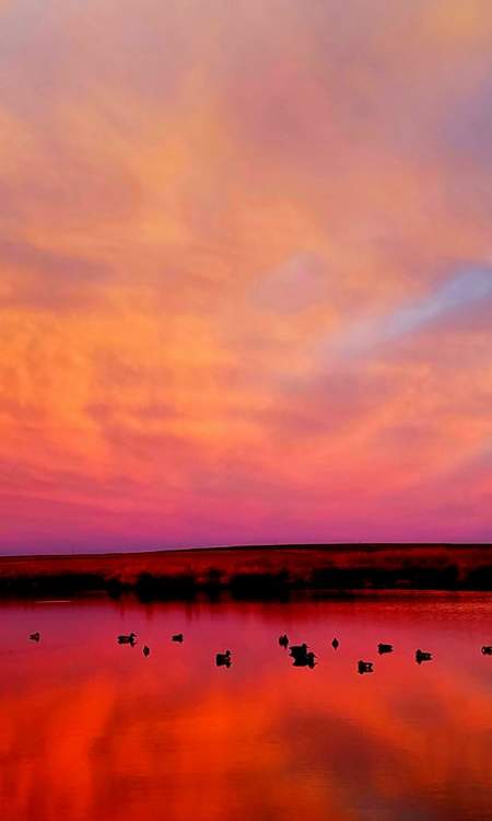 Sunrise at Horsethief Reservoir