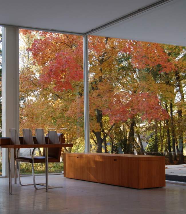 Farnsworth House Fall Winter