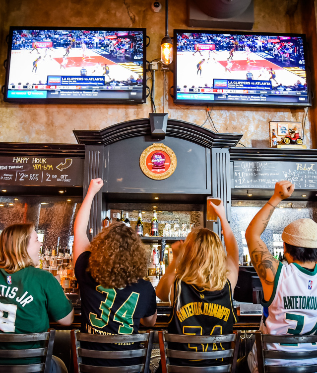 Sports Bar image at Brewhouse Inn & Suites