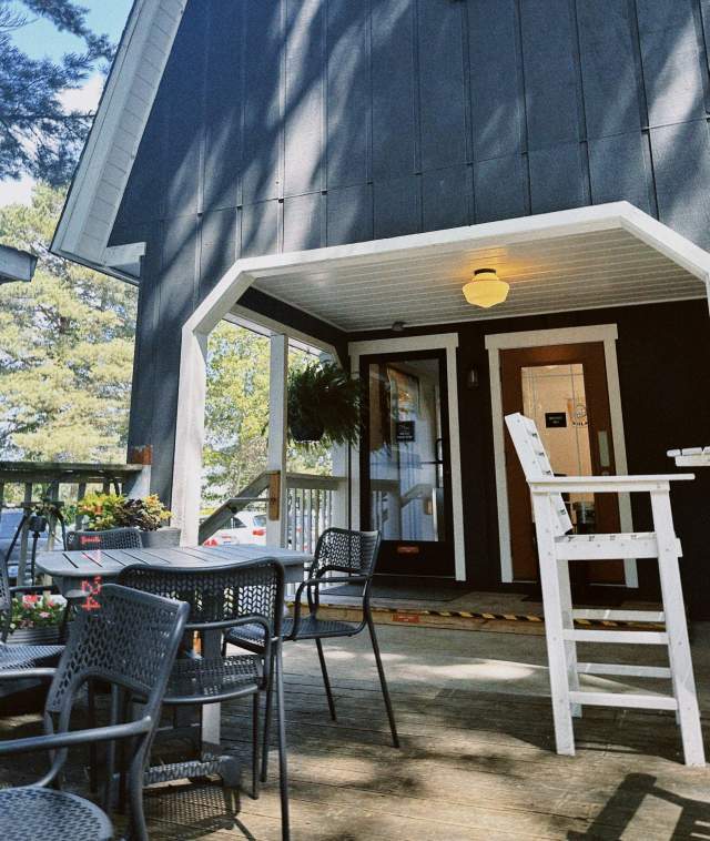 KIN Coffee Deck