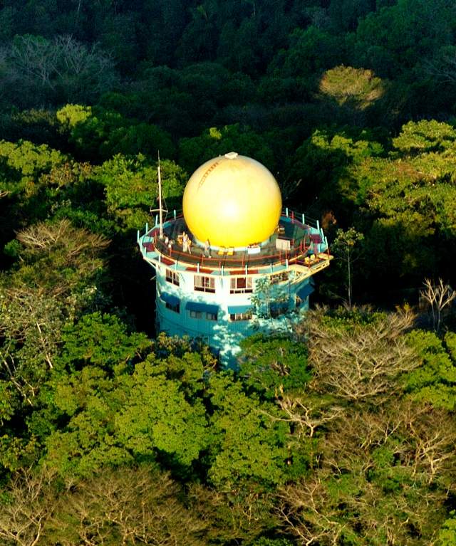 Torre Canopy Tower, observatorio de aves en el Parque Nacional Soberania.