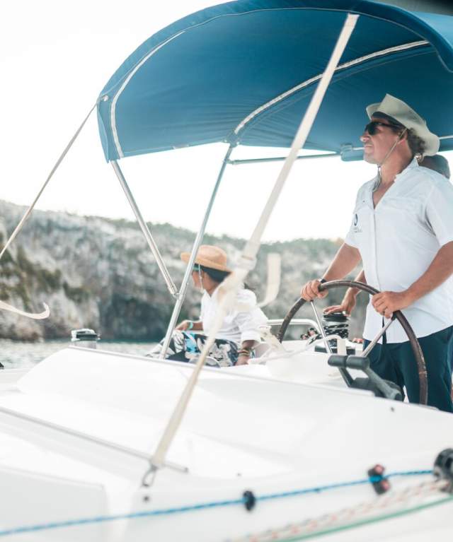 Sailor on Farallón Island, Coclé province, Panamá