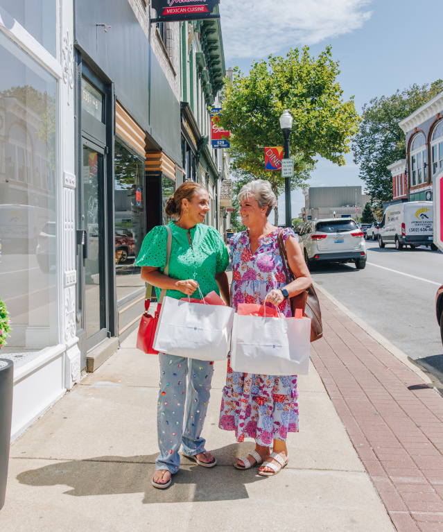 Pineapple Paisley Shopping