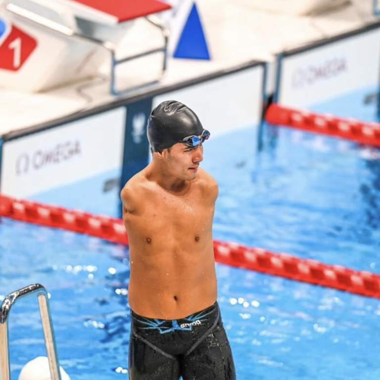 Abbas Karimi - Swimming