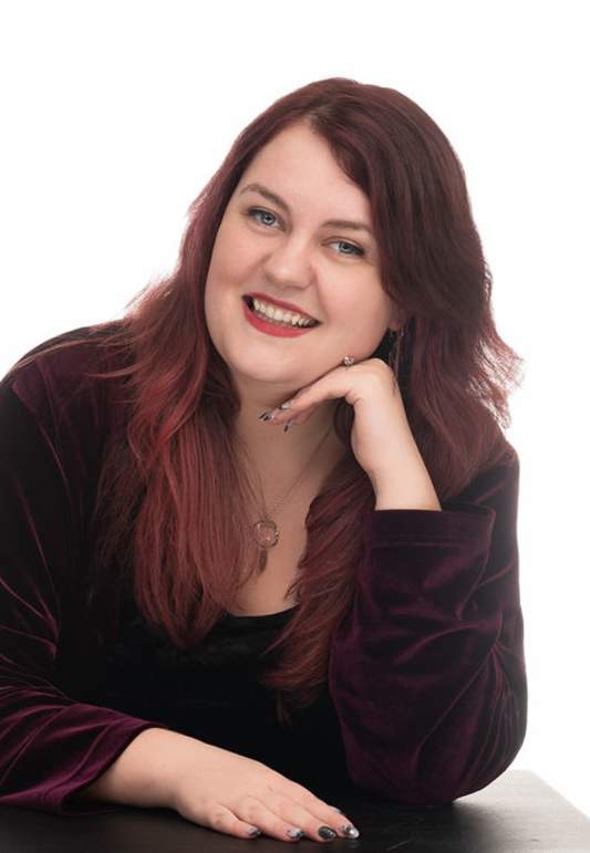 Headshot of Amy Savage.