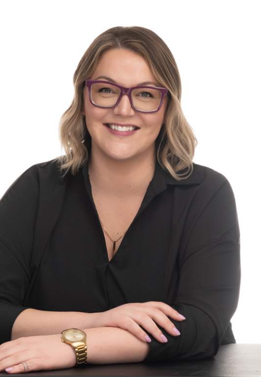 Headshot of Carly Pereboom.