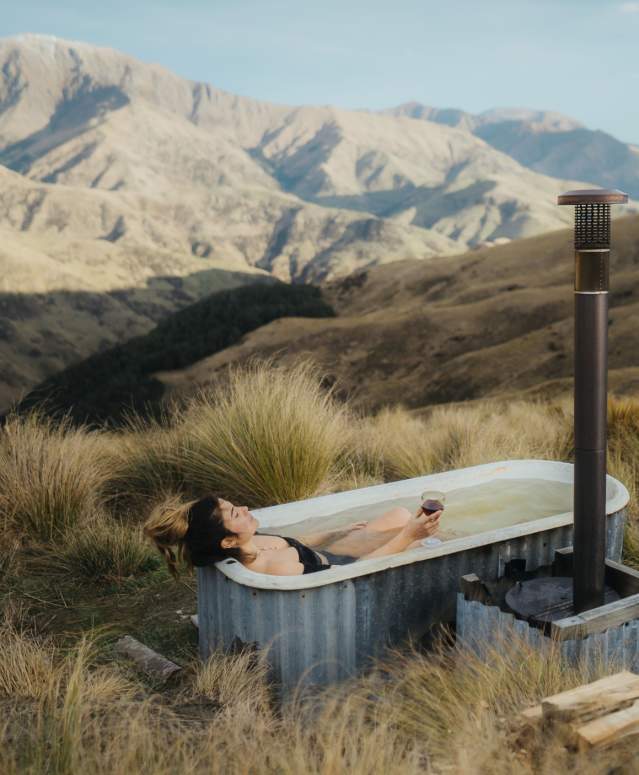 Welcome Rock Hot Tub