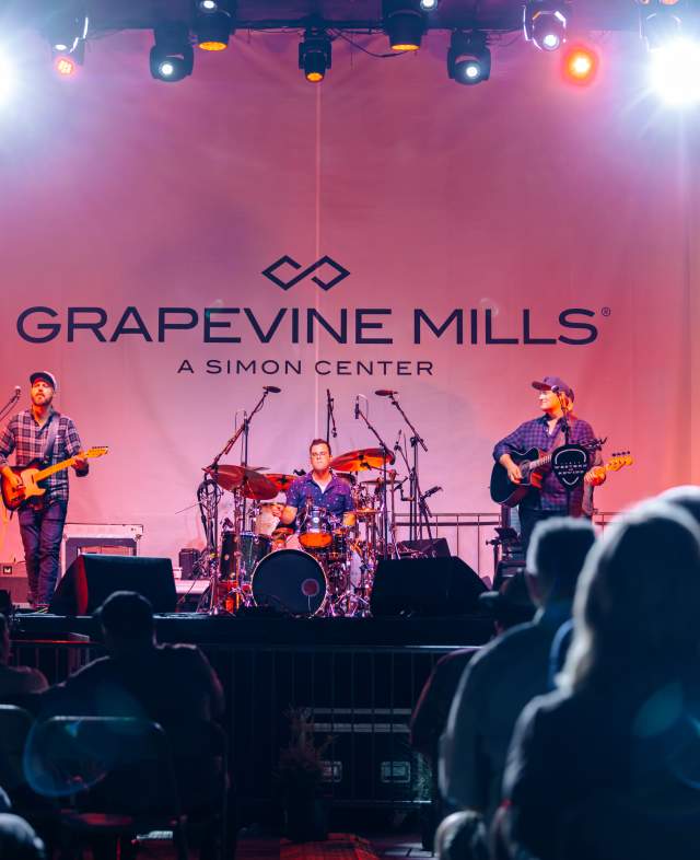 Band performing on GrapeFest Main Stage