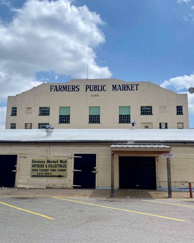 Farmers Public Market building