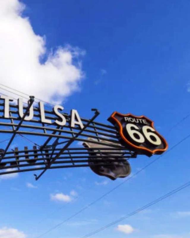 Route 66 Tulsa Arch Sign