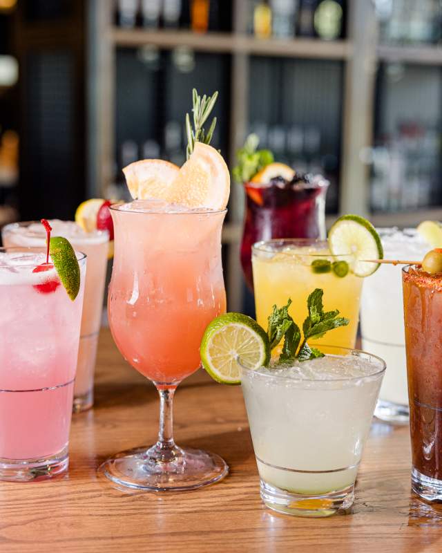 Chicken N Pick;e Drinks