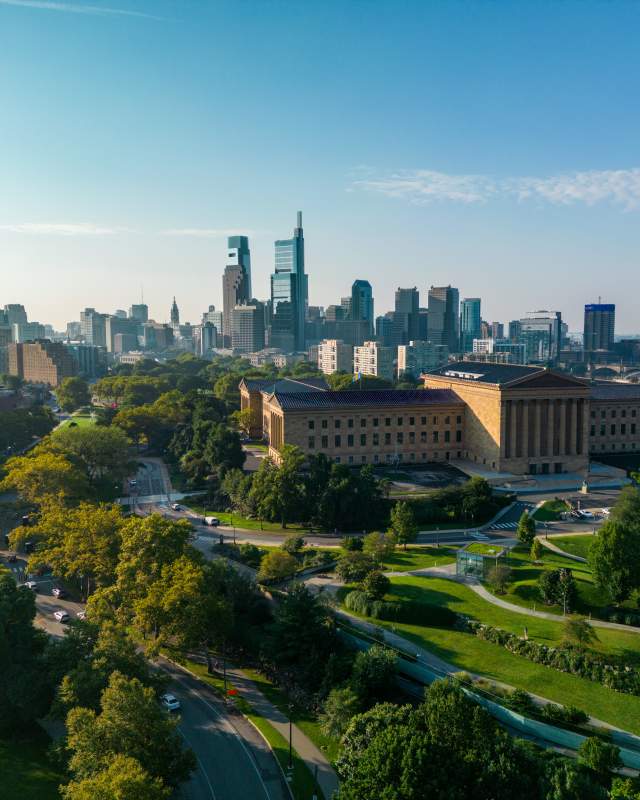 Skyline of the city of Philadelphia with the Philadelphia Art Museum in the foreground