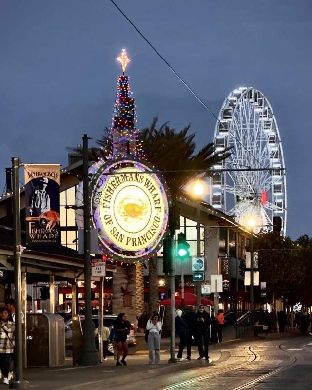 MerryTime at the Wharf - San Francisco Crab Wheel and SkyStar Wheel