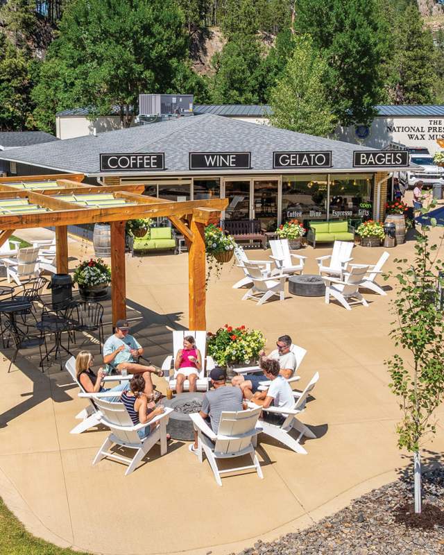 The patio and storefront of Grapes & Grinds in Keystone, SD
