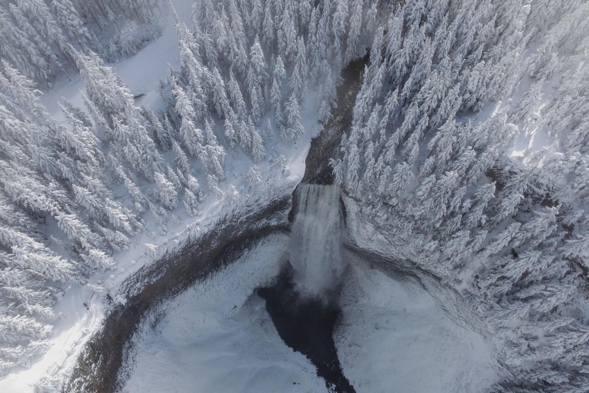 Salt Creek Falls Aerial by Xavier Brasseur