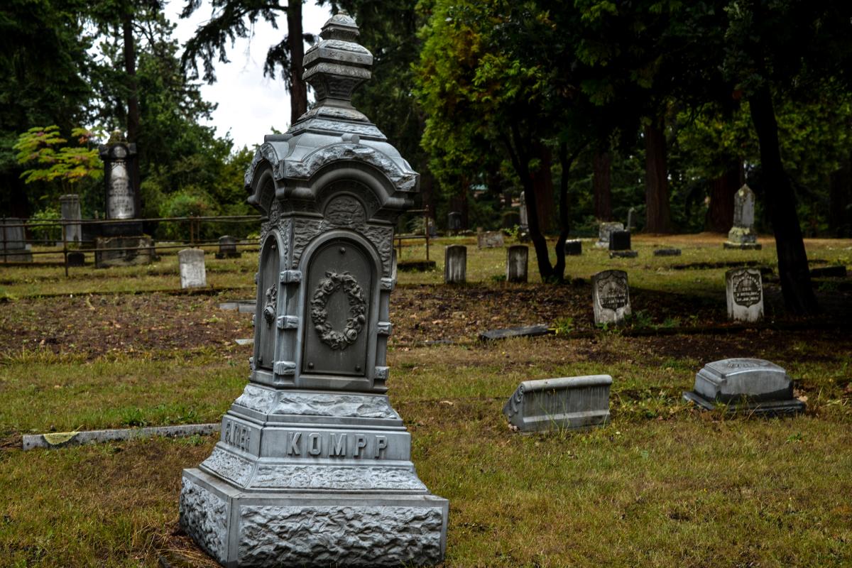 Eugene Pioneer Cemetery by Melanie Griffin