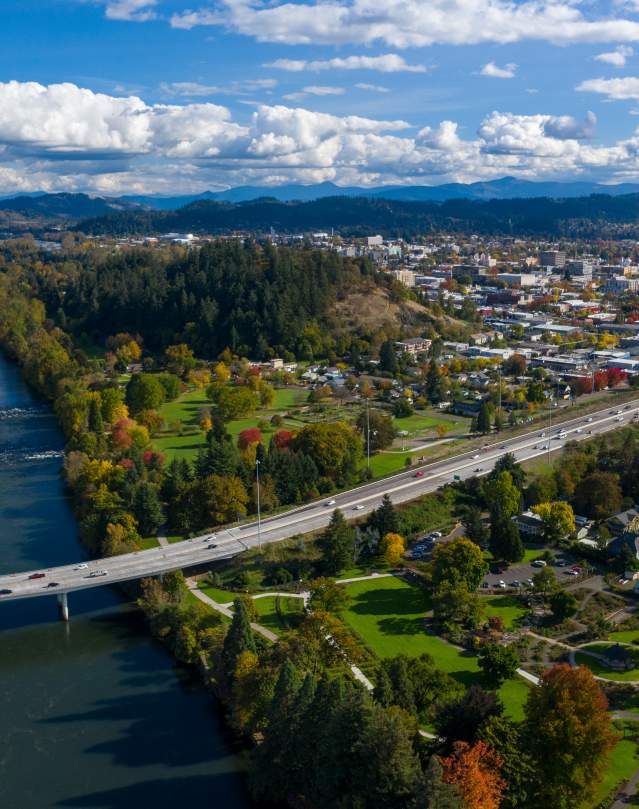 Aerial view of Eugene and Willamette River