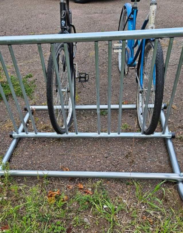 Scruffy Dog Bike Rack