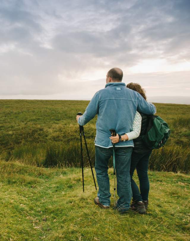 A couple walking in Swansea in the Winter