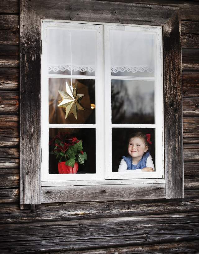 Dra krakken bortåt glaset når det er Jul i Prøysen