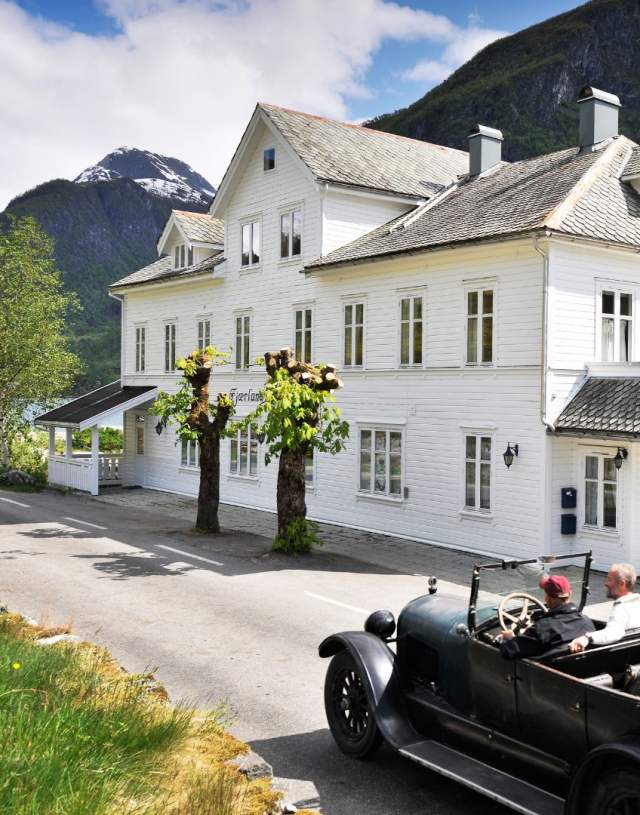 Fjærland Fjordstove Hotell