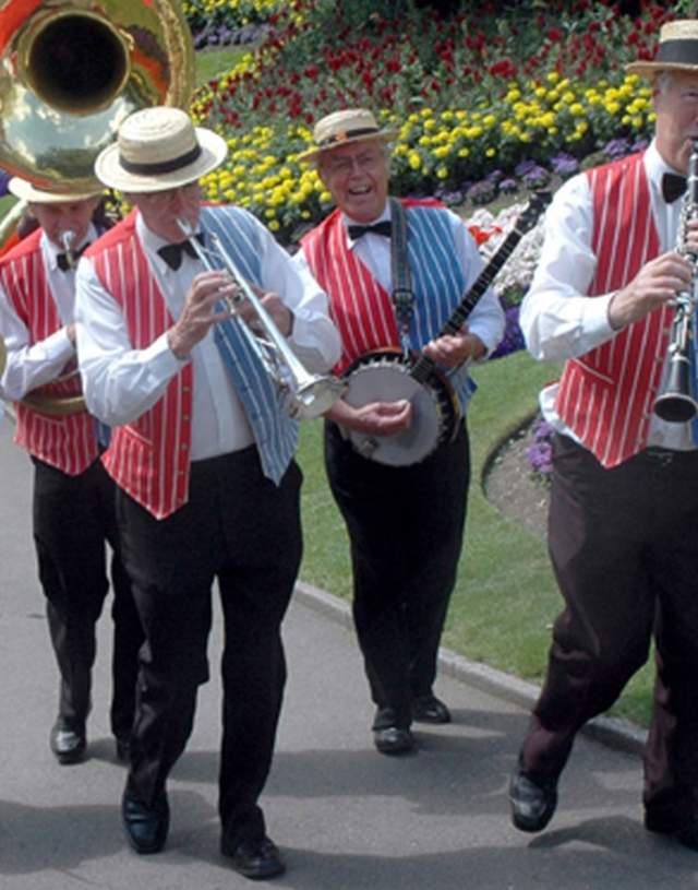 Guildford Castle Bandstand Concerts