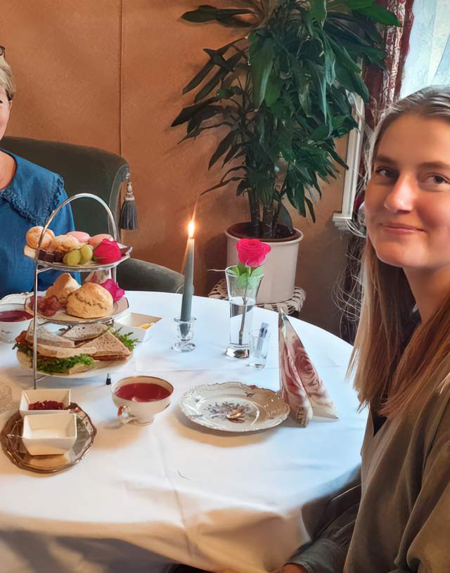 Afternoon tea på Negarden 1897