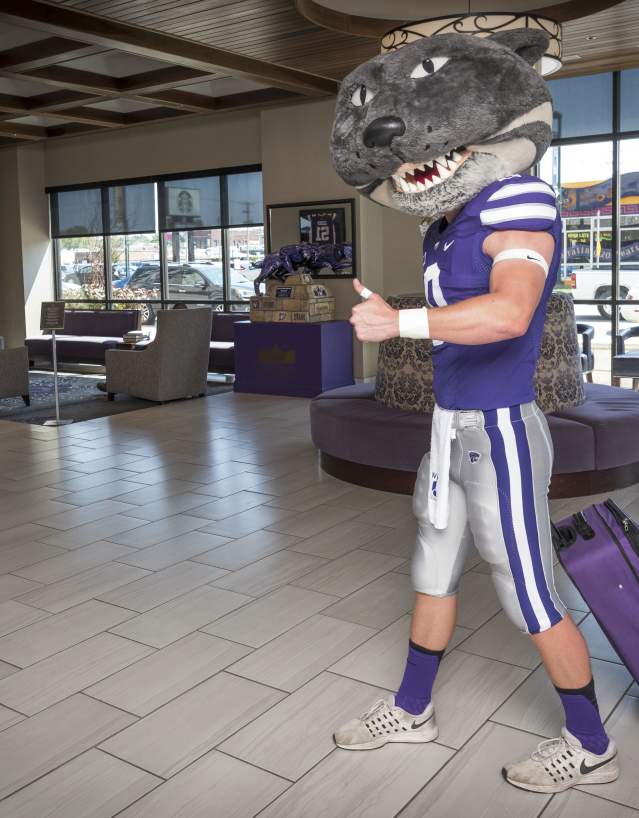 Willie checking out a local hotel