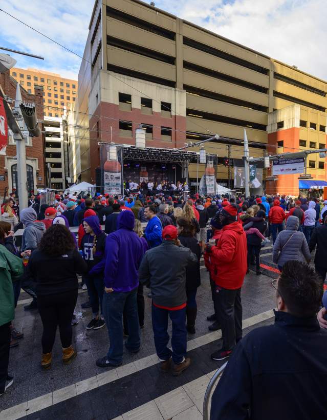 2018 Big Ten Tailgate Shrimp Eating Contest