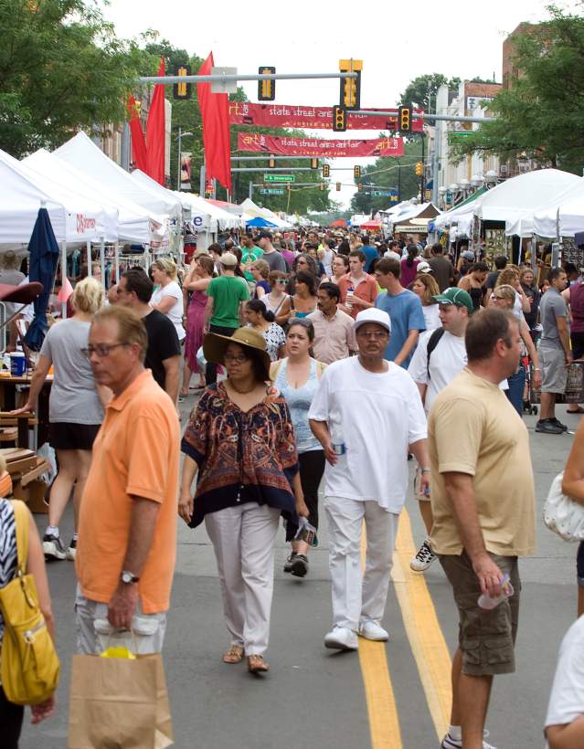 Ann Arbor Art Fair crowds
