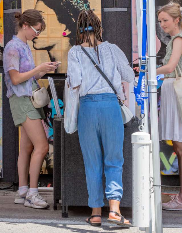 People shopping at the Ann Arbor Art Fair