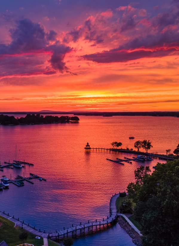 DTN - HI - TTD - Cornelius Pontoon Rentals