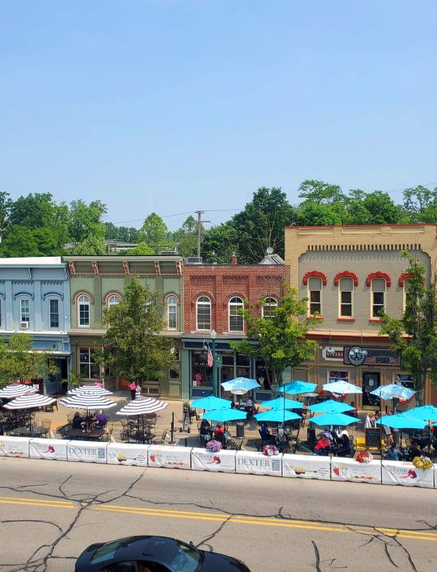 Overhead view of downtown Dexter with outdoor dining