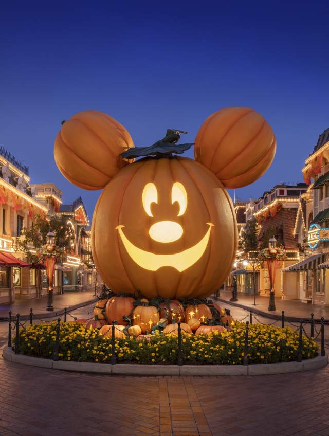 Thrills & Chills at the Disneyland® Resort for Halloween Time