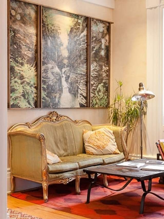 Argos Inn lobby