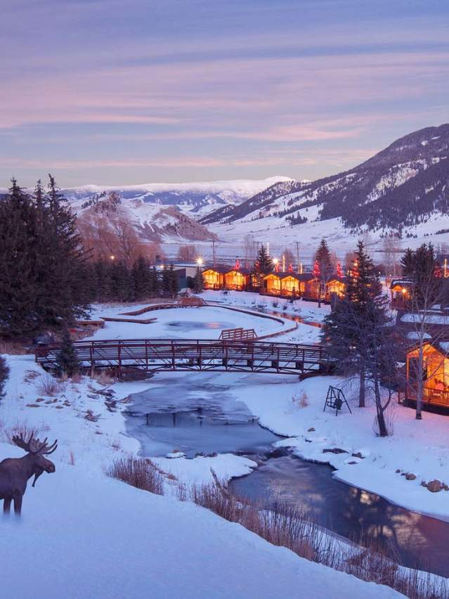Rustic Inn - Winter