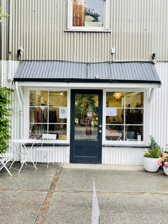 Exterior shot of Bunnies shop Arrowtown