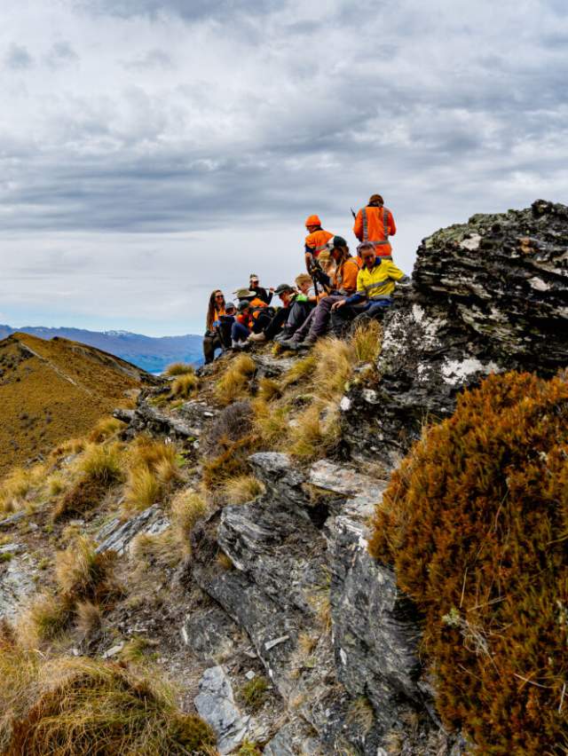 Mana Tāhuna crew overlooking the Whakatipu basin.