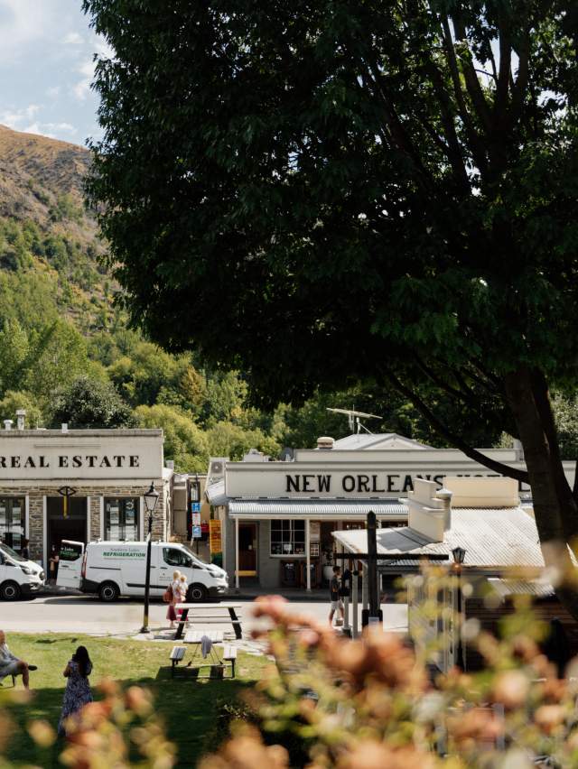Quirky streets of Arrowtown