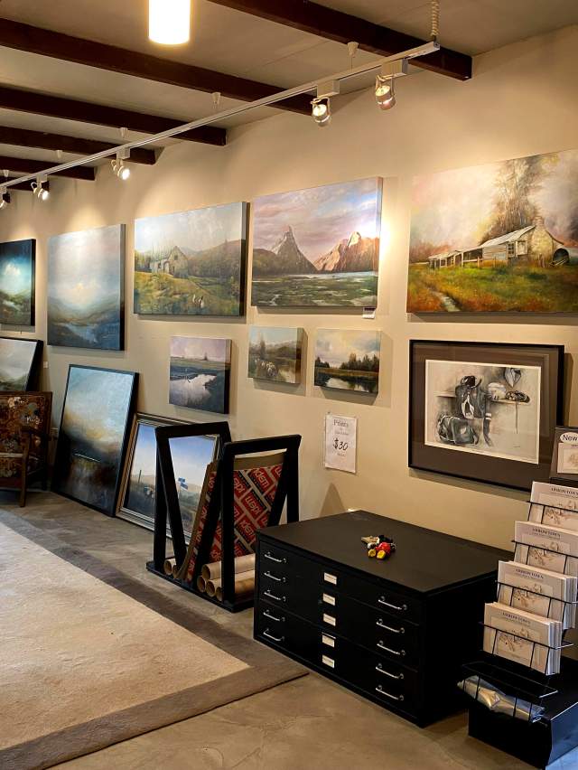 Art display at the David John Art Gallery, Arrowtown