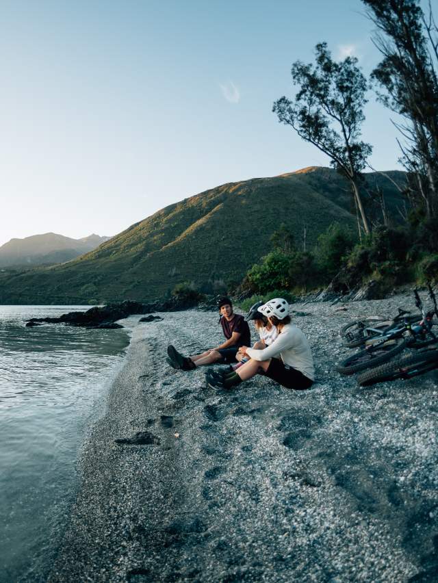 Mountain bikers at Wilson's Bay