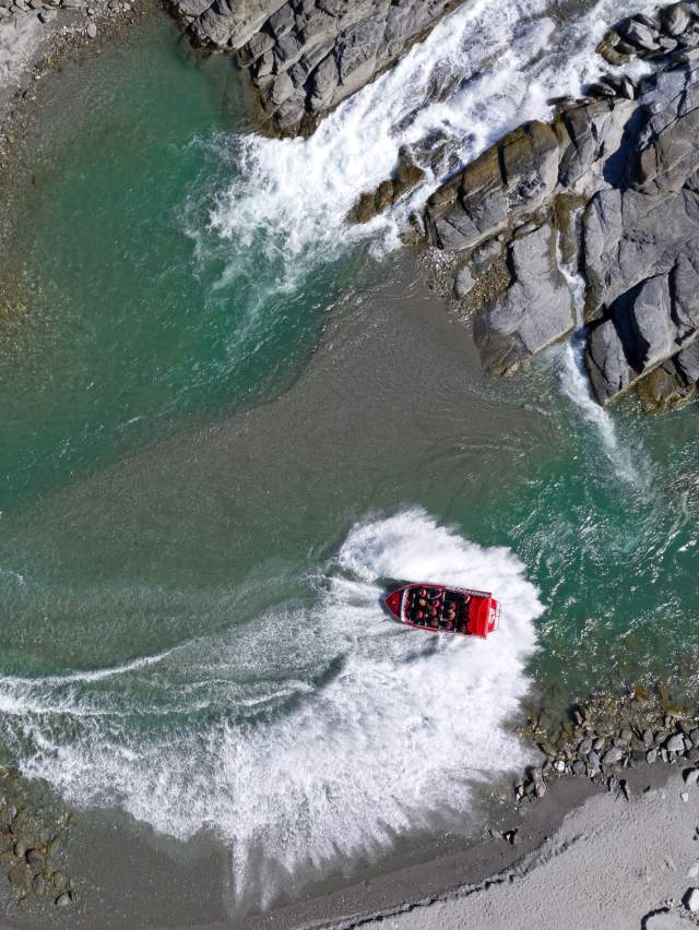 Shotover Jet on Shotover River from above