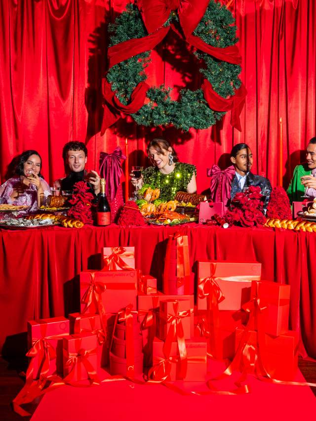 QT Perth Christmas Imagery