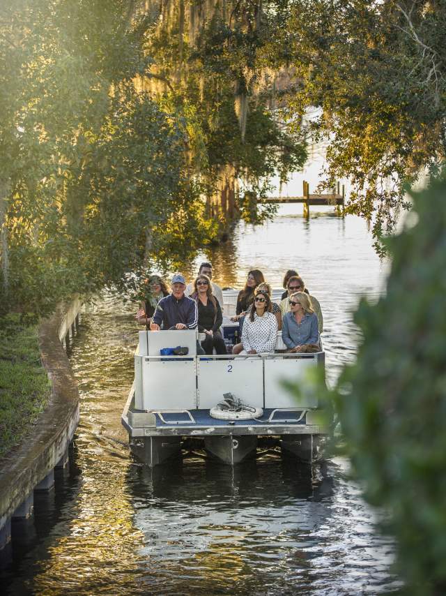 Scenic Boat Tour - Winter Park canal