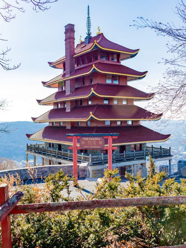 Pagoda Winter