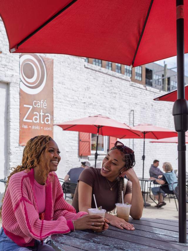 Women eating at Cafe Zata