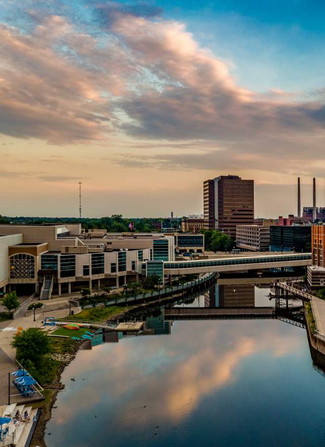 Drone shoot of the Grand River in downtown Lansing