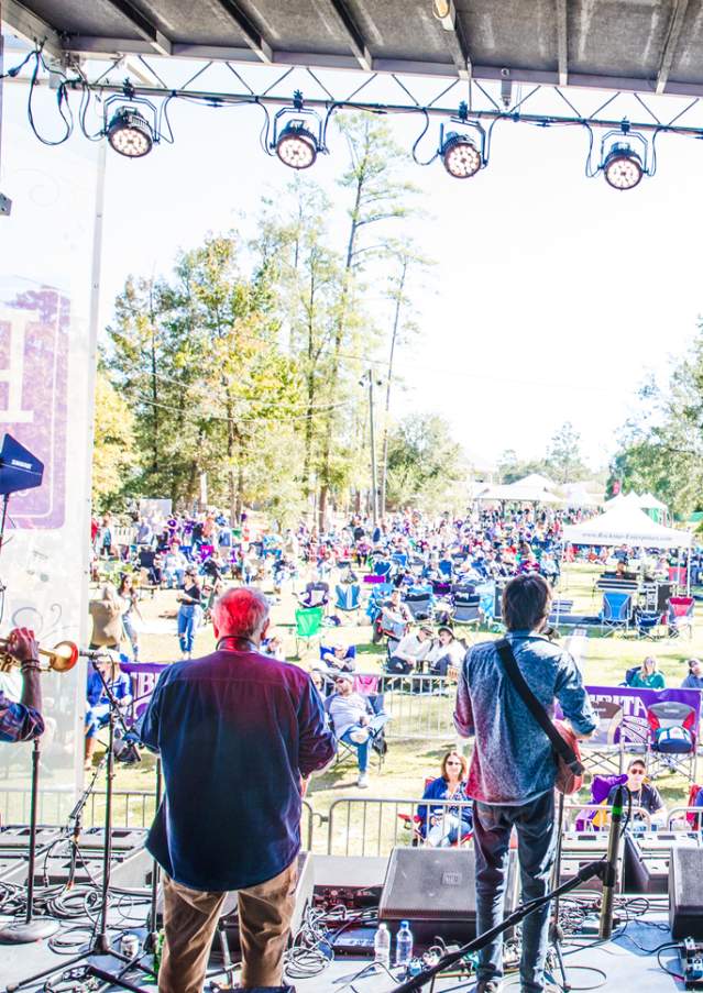 Mandeville Live concert at Mandeville Trailhead