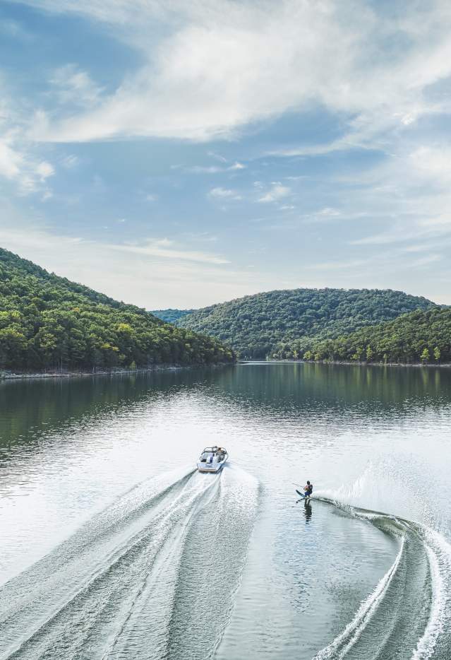 Lake Shot Scenic Spring Summer Boat